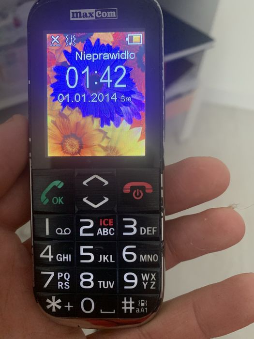 Telefon dla Seniora MaxCom | Duże Klawisze | Przycisk SOS | Sprawny