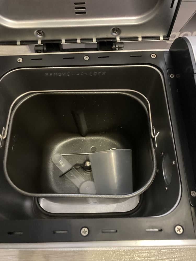 Хлібопічка gorenje BM900AL