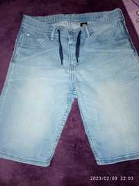 Продам мужские  подростковые джинсовые шорты