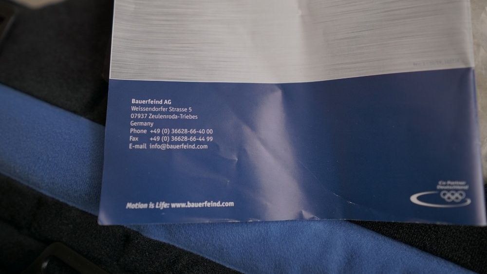 Bauerfeind Genulock stabilizator orteza stabilizująca stawu kolanowego