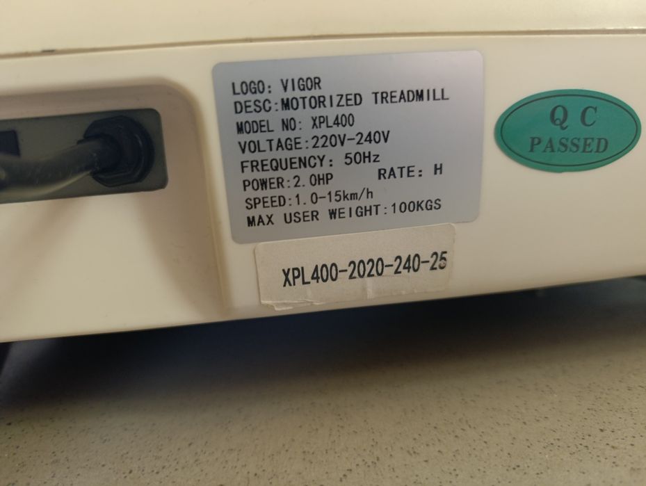 Бігова доріжка Vigor XPL400