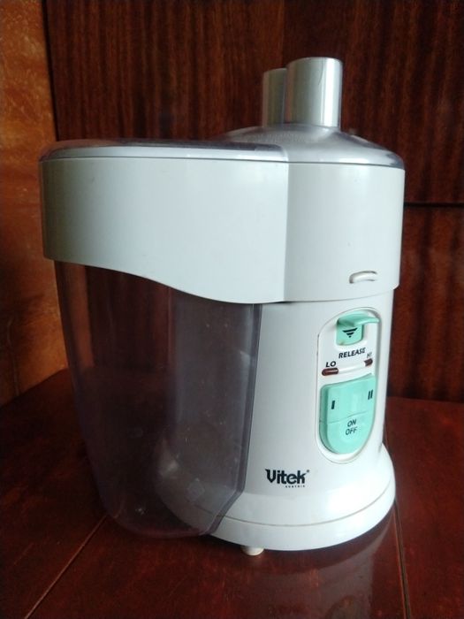 Соковыжималка Vitek VT 1600