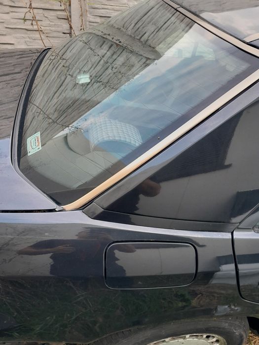 Mercedes w 124 cześci klima maska drzwi szyber fotele 95r