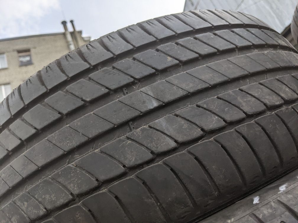 225/50R17 Michelin