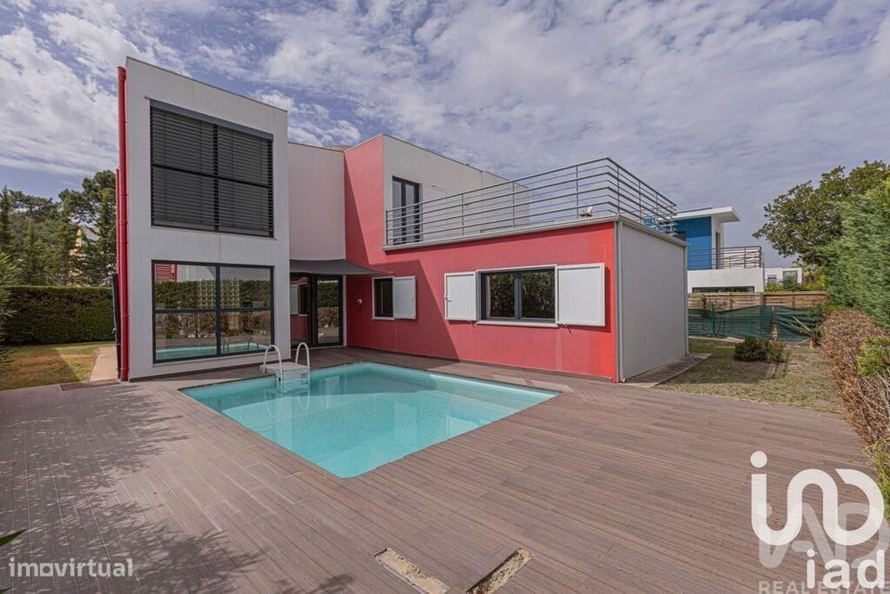 Casa / Villa T3 em Quinta do Anjo de 190 m2