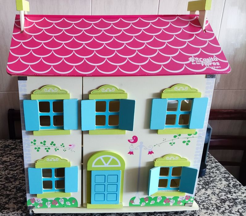 Casinha de bonecas