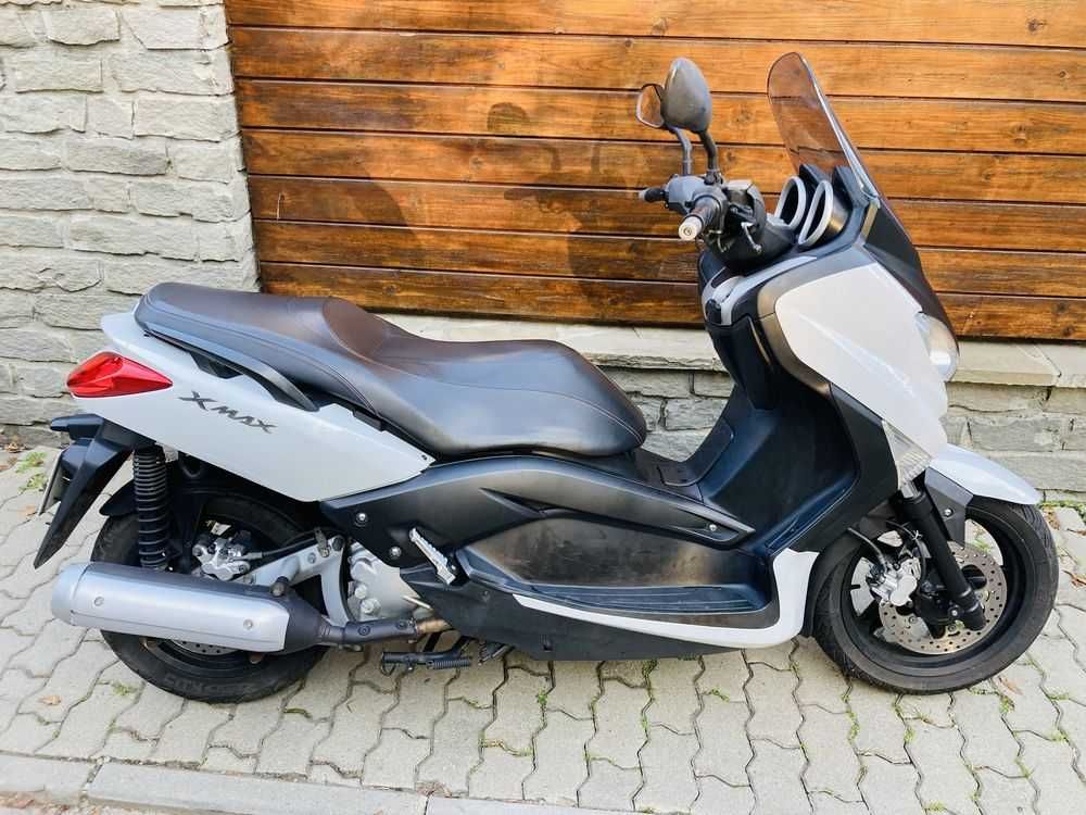 Yamaha X Max 250 - super stan