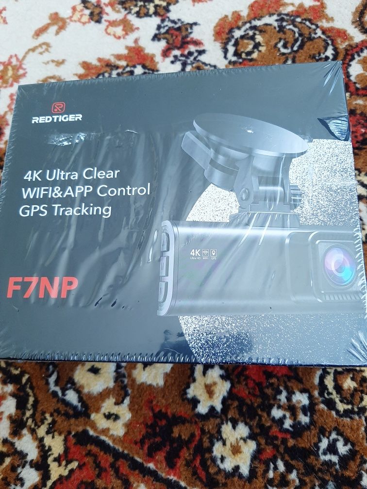 Відеорегістратор Redtiger F7NP