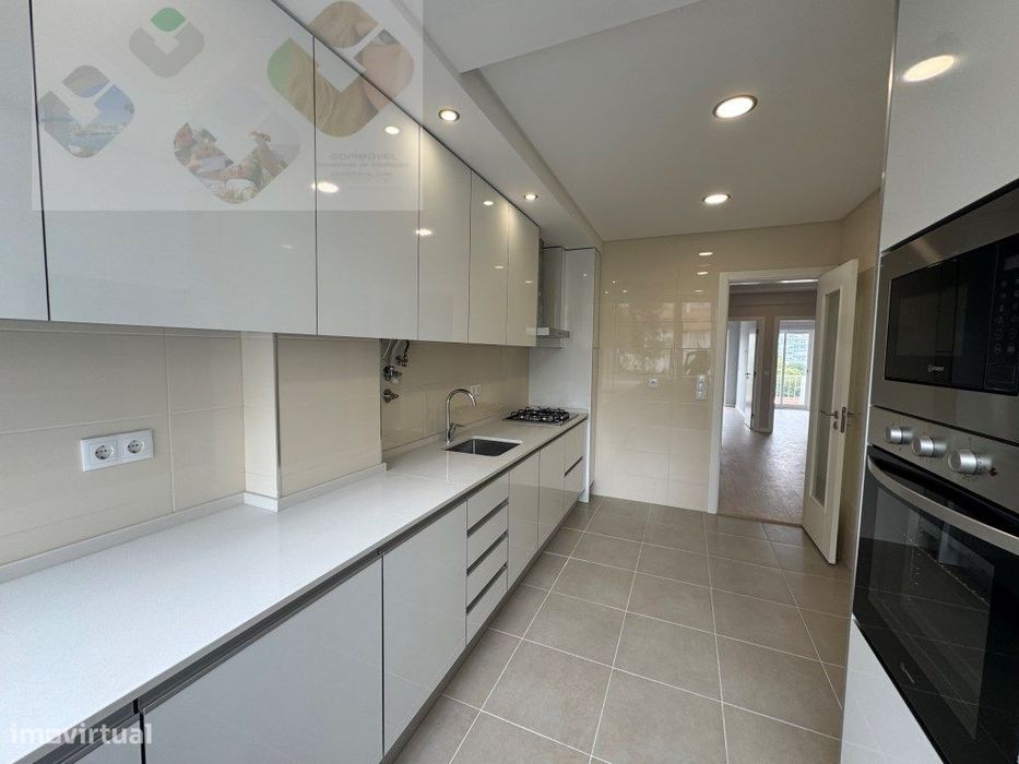 Excelente apartamento T2 Amadora - Damaia de Baixo