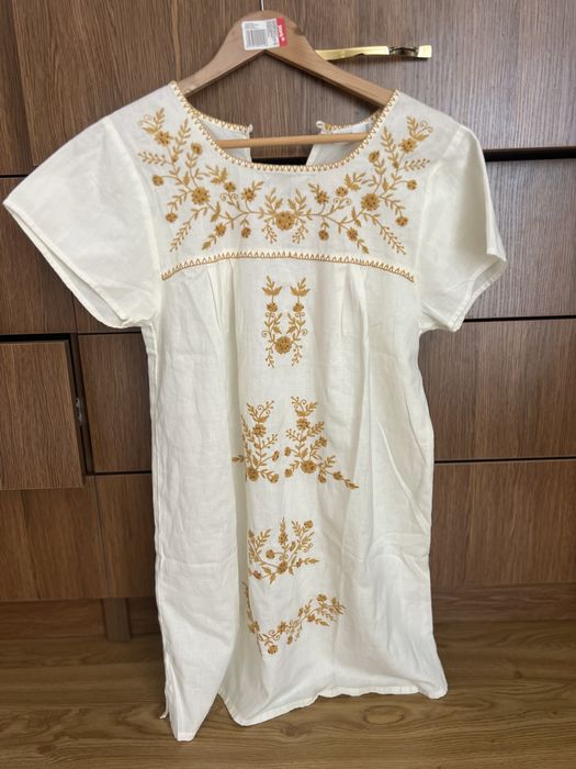 Плаття Mango вишите xs-m