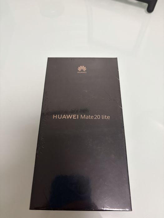 Telemóvel Huawei Mate 20 lite novo (selado)