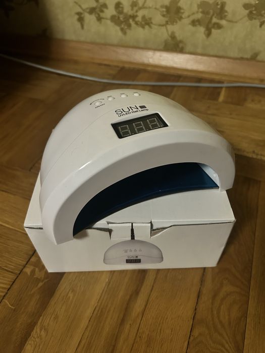 Набір для майстра манікюру, лампа Sun, фрейзер, бази, кольори