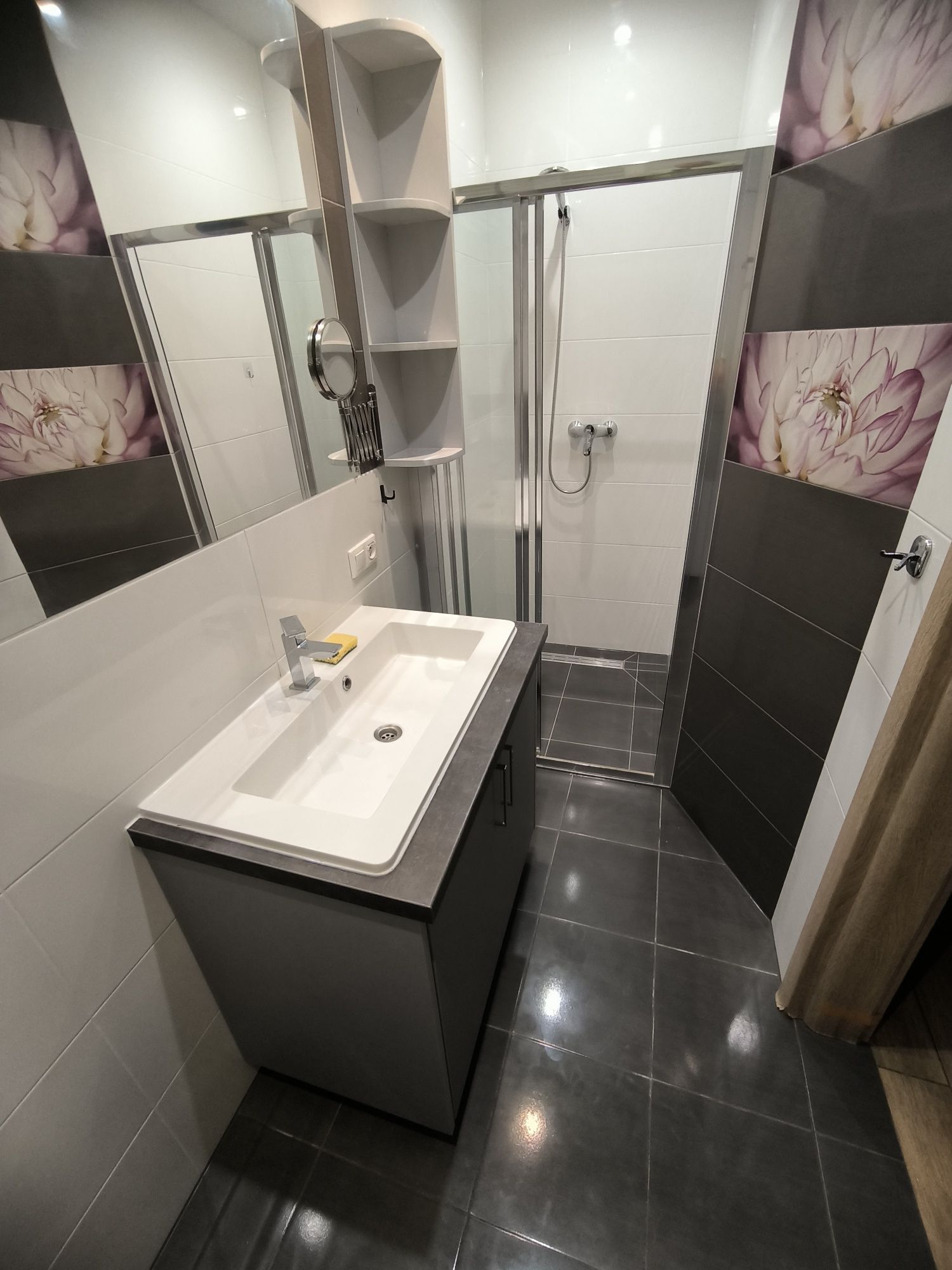 Kwatery pracownicze Hotel Noclegi TANIO Prywatna łazienka. 1-7 osób.