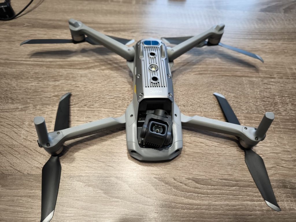Dron DJI Mavic Air 2 - Jak nowy!!!
