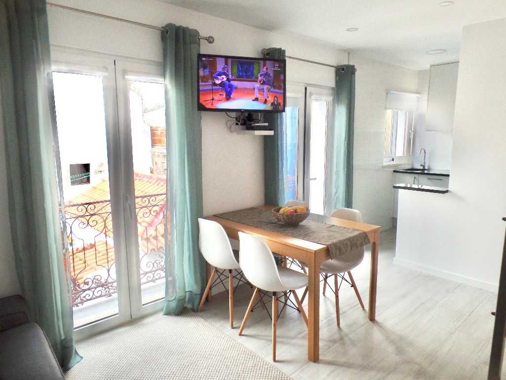 Apartamento T2 - 80m da praia Wi-Fi