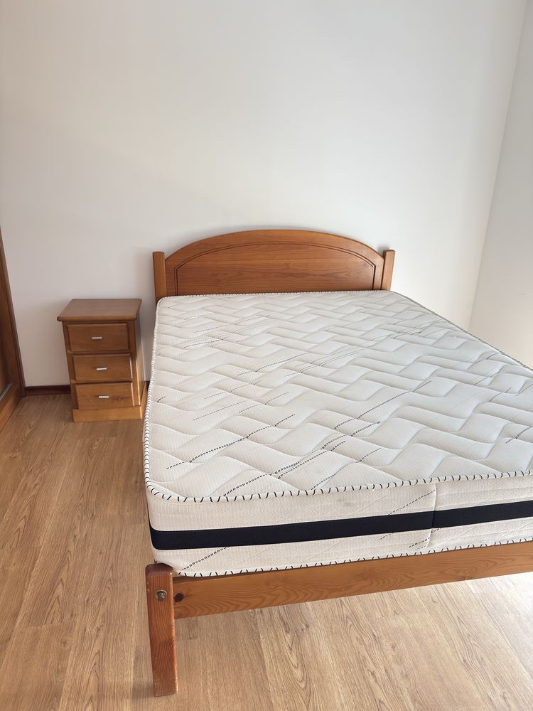 Conjunto de quarto bom estado