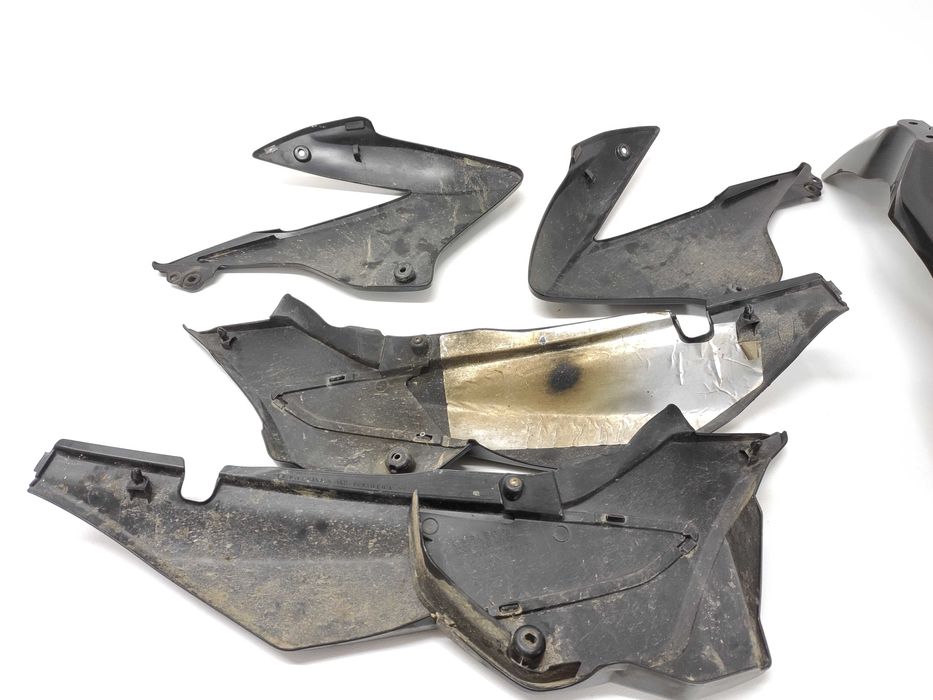HONDA XR 125 Komplet Owiewek Bok Boczek Zadupek Ogon Błotnik