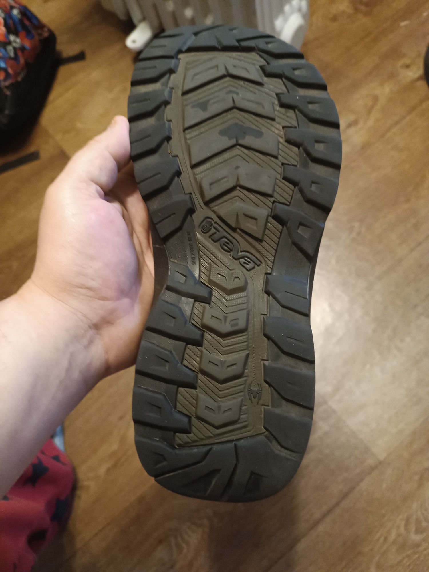 Сандали Teva 45 розмір