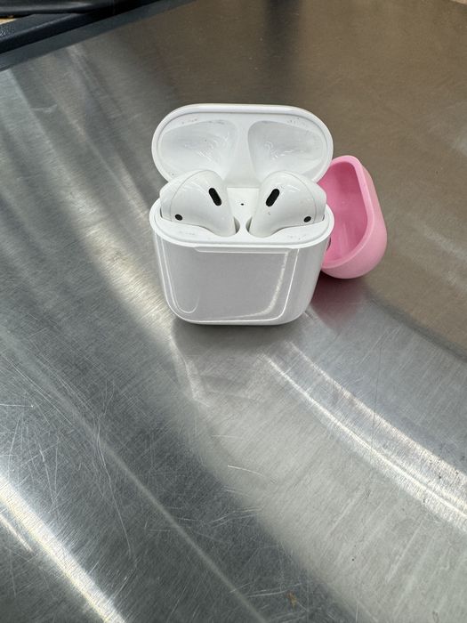 Навушники apple airpods 2 в гарному стані