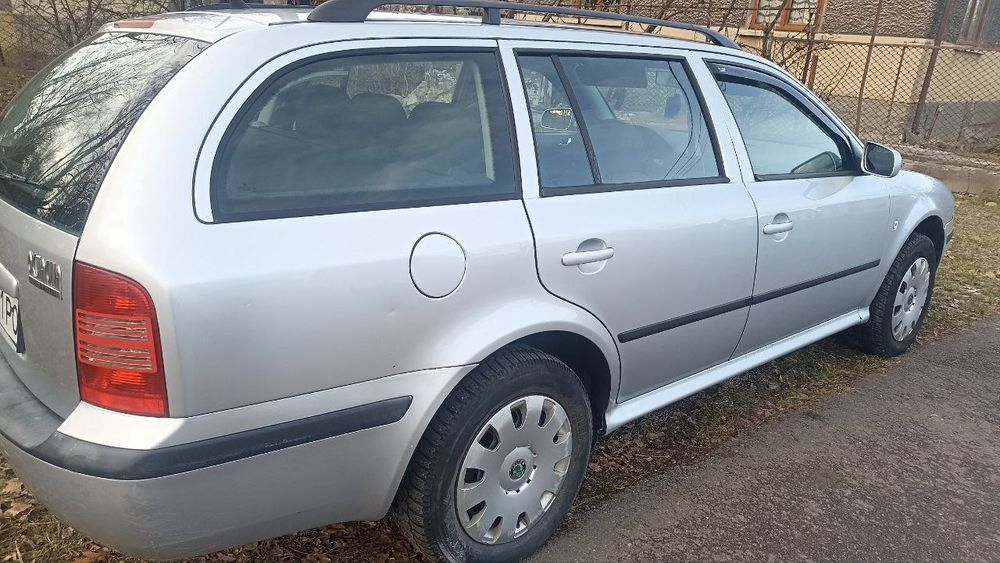 Skoda Octavia тур 1.9 tdi