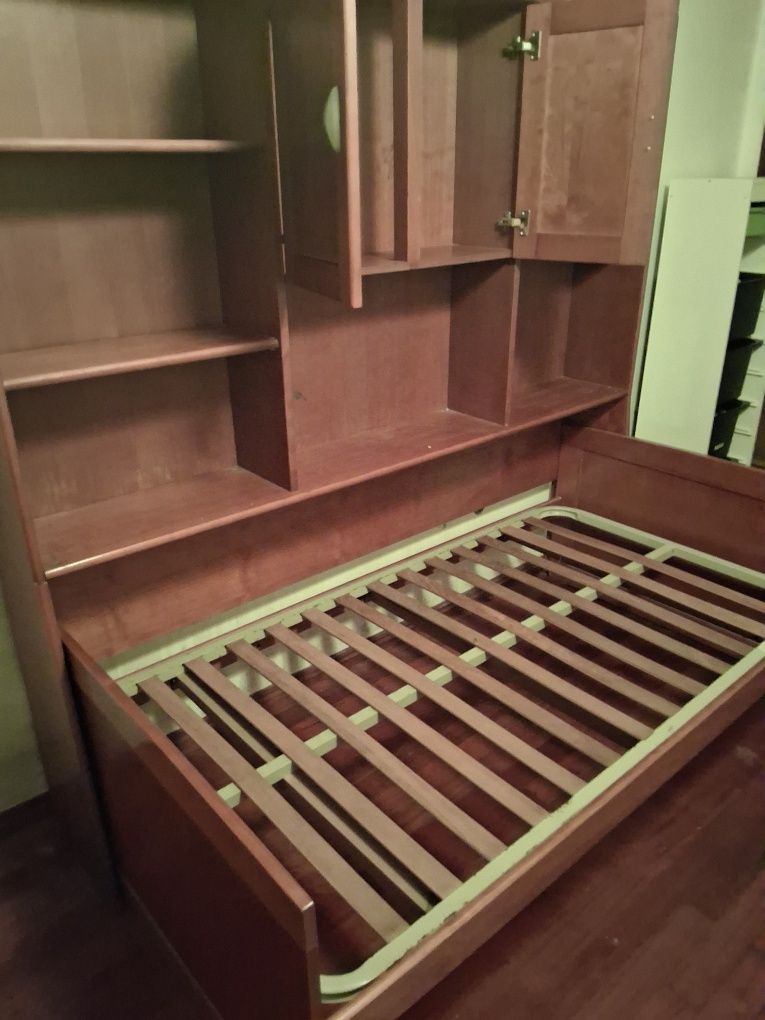 Estudio com cama corpo e meio