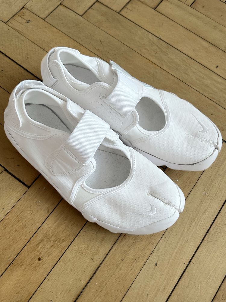 Кроссовки Nike Air Rift Breeze Tabi