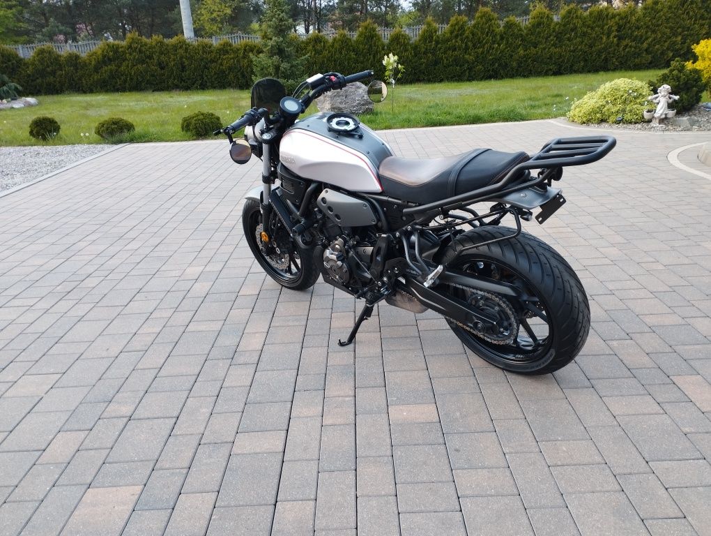 Motocykl Yamaha xsr700