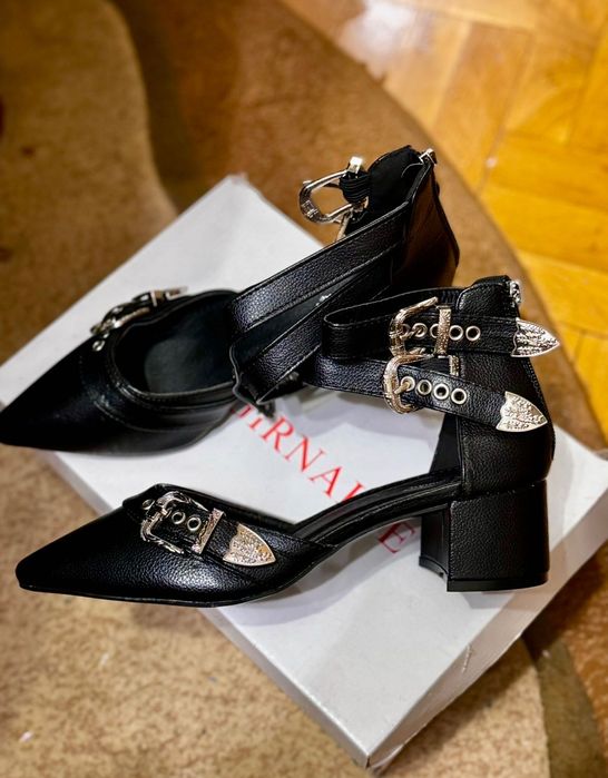 Туфлі ло дочки Козаки