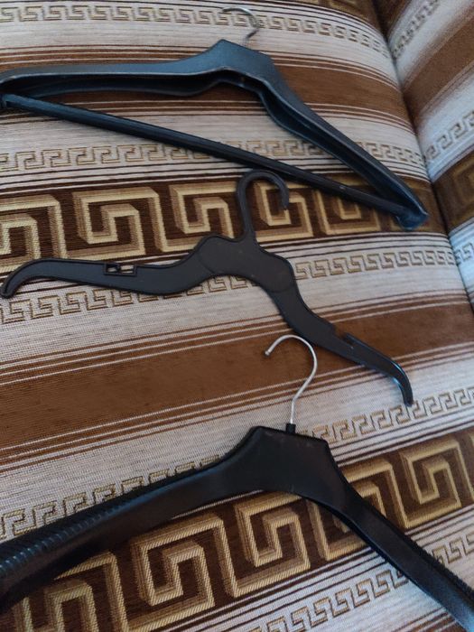 Продам плечики для одягу