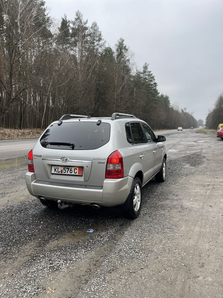 Продам hyundai tucson 2007р