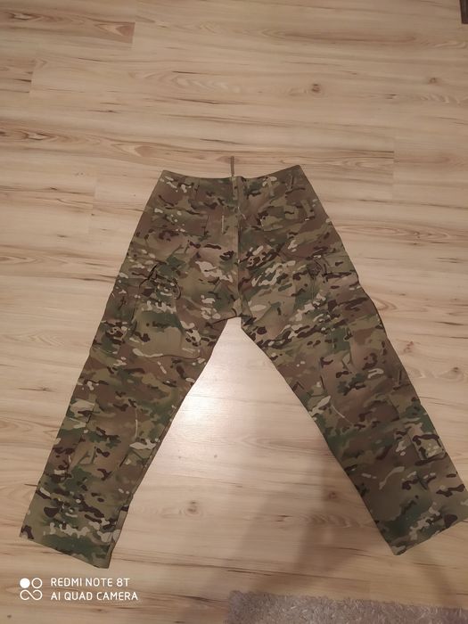 Spodnie mundur w kamuflażu
