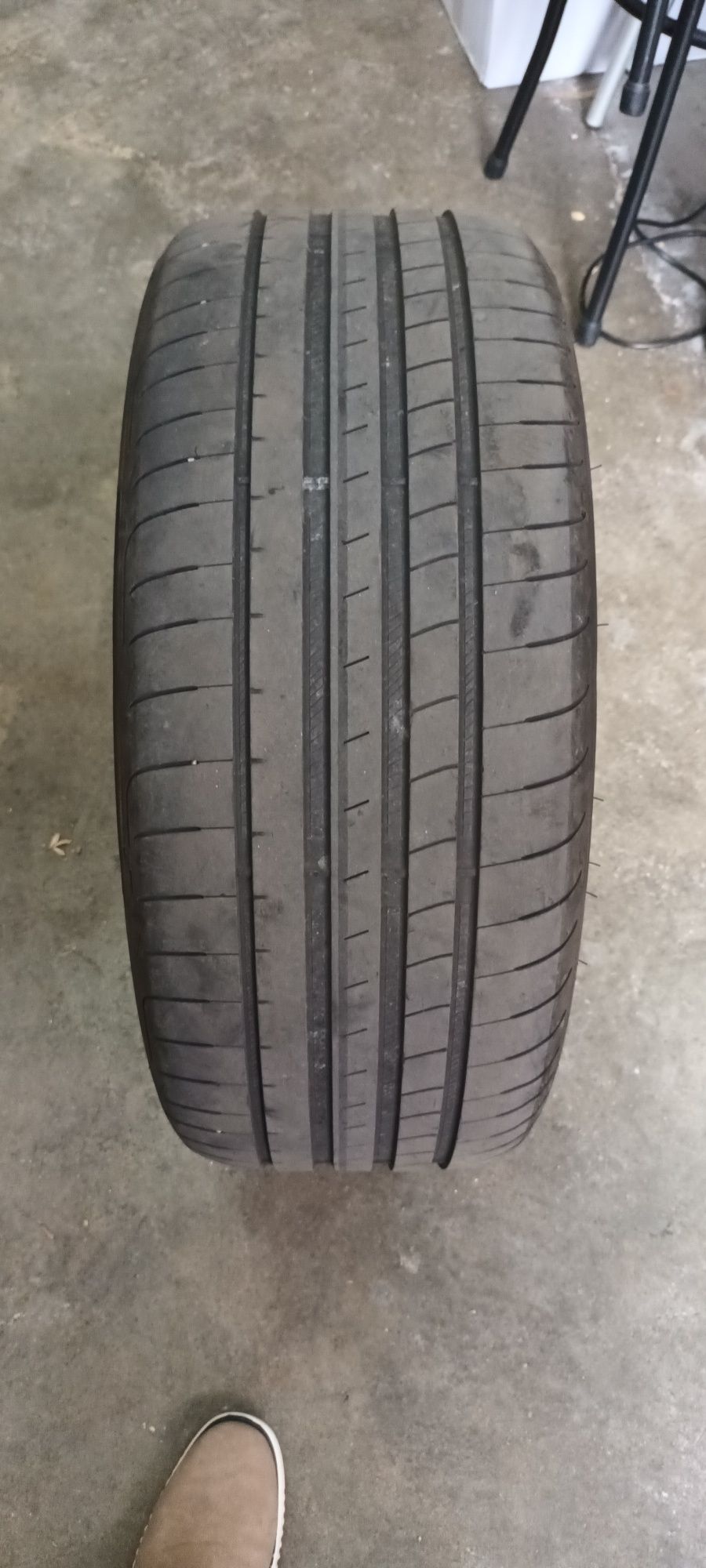 Pneu Good Year EAGLE F1 245/45R18