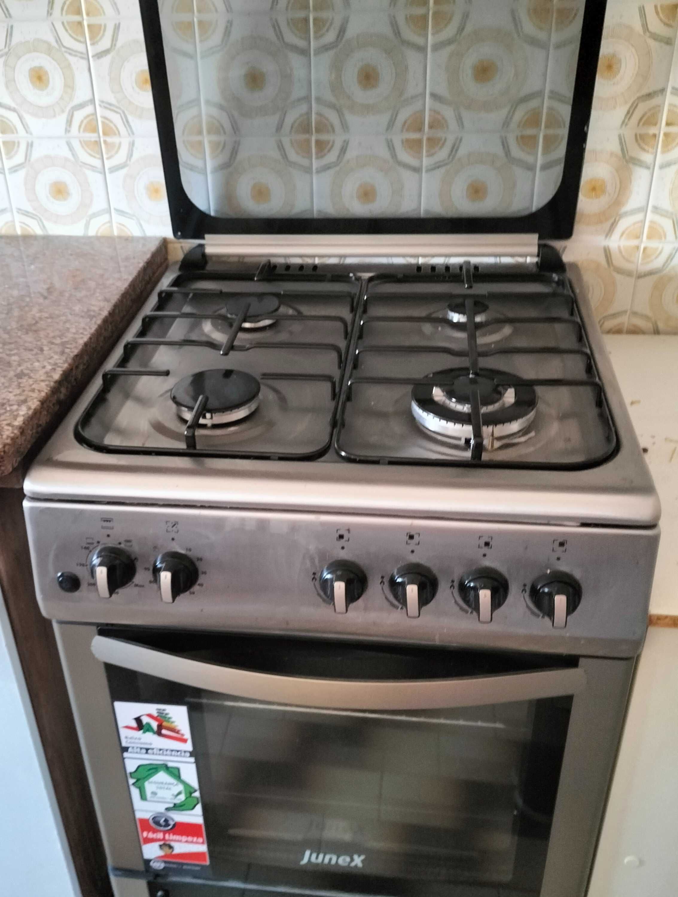 Vendo fogão novo