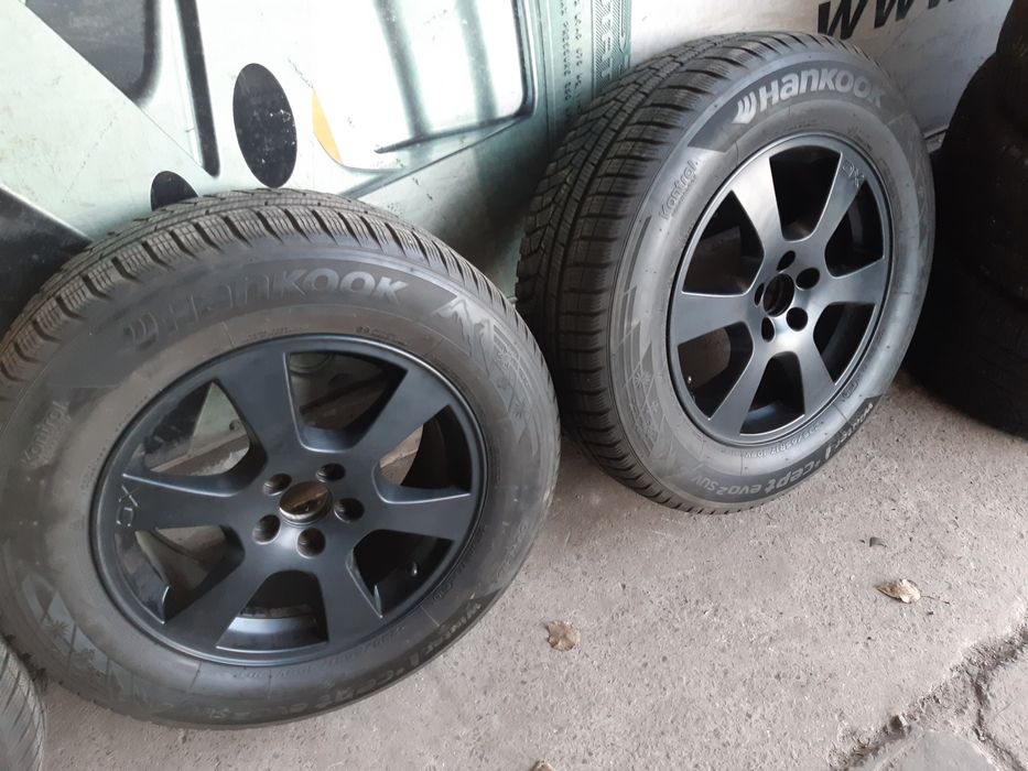 Диски R17 Volvo xc60-xc90 з шинами 235/6517Hankook 4шт