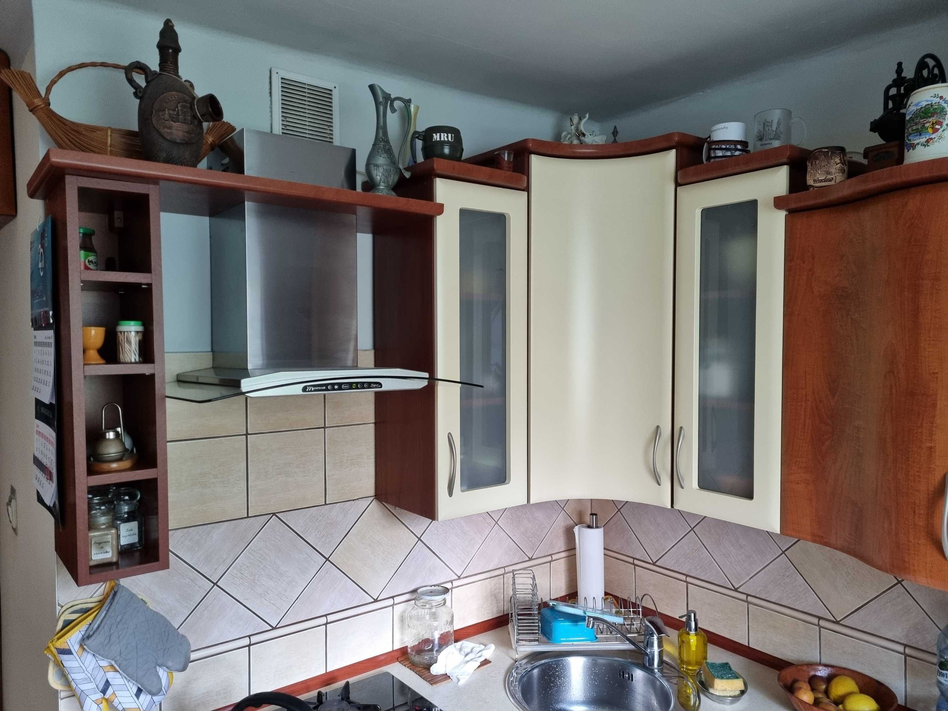 Meble kuchenne używane. Narożne 160x185 + blat barowy.