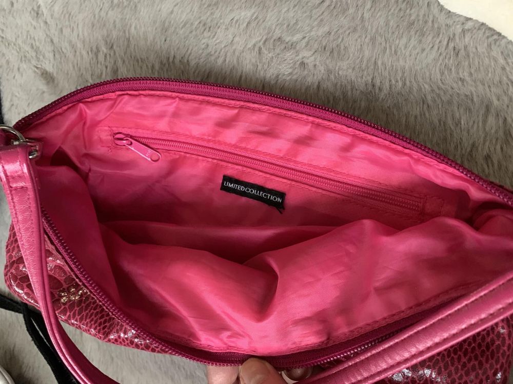 Розовая сумка-клатч