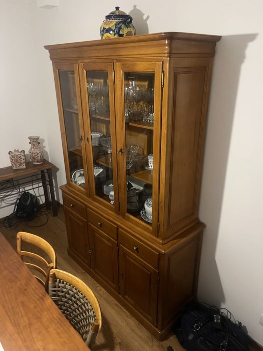 Movel sala de refeicoes + aparador