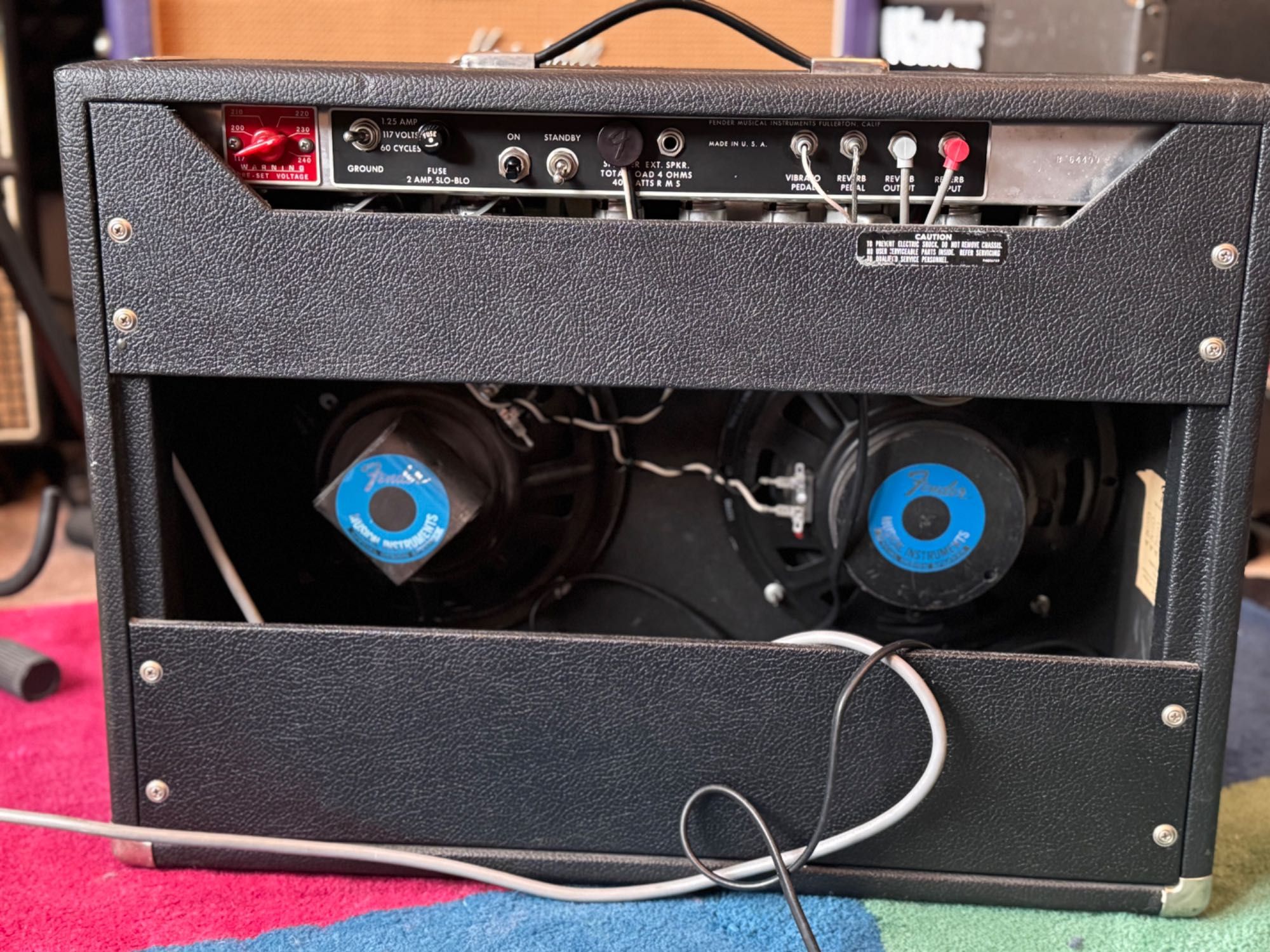 Fender Vibrolux Silverface export version 1976 rok