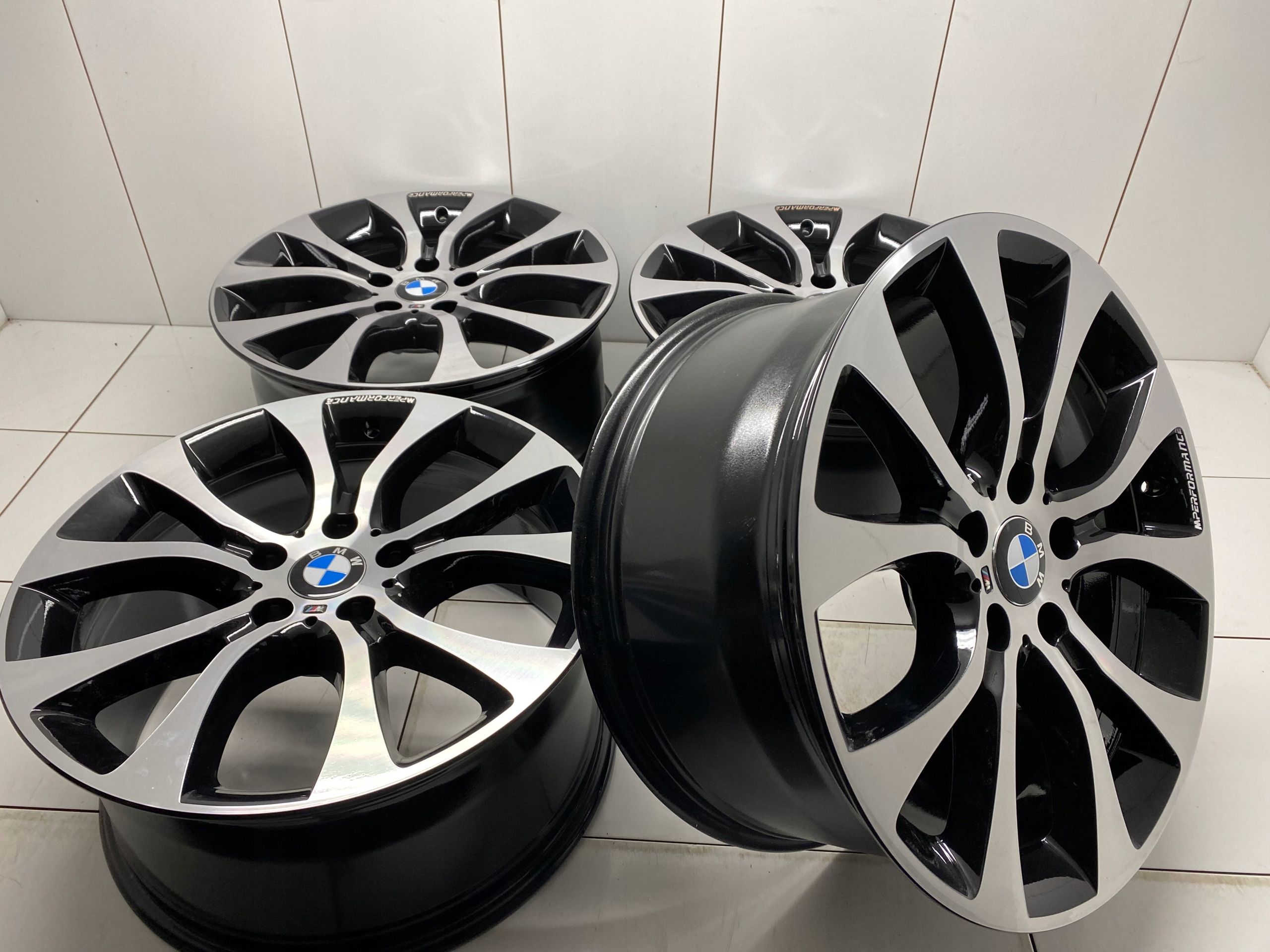 Kola Felgi 19 BMW X5 X6 F15 F16 m Pekiet Performance