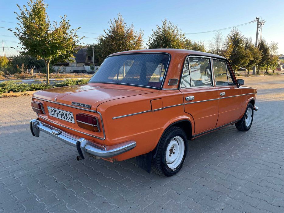 Ваз 2103 1.5 1974 [ Газ - Бензин ]