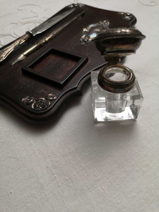 tinteiro de secretaria antigo