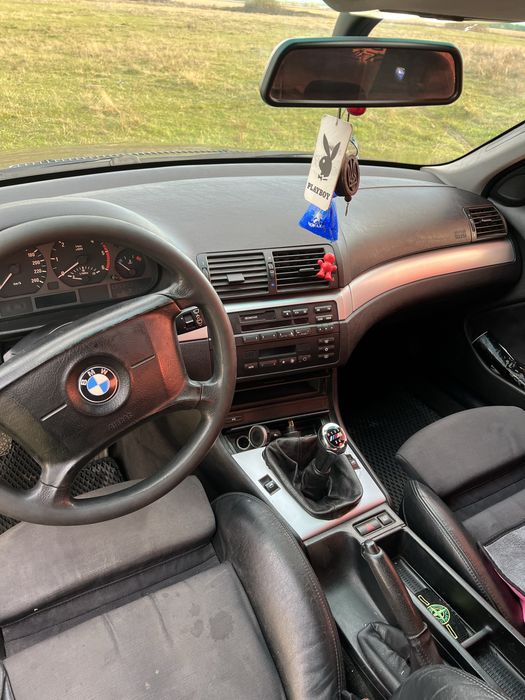 Продам бмв е46.