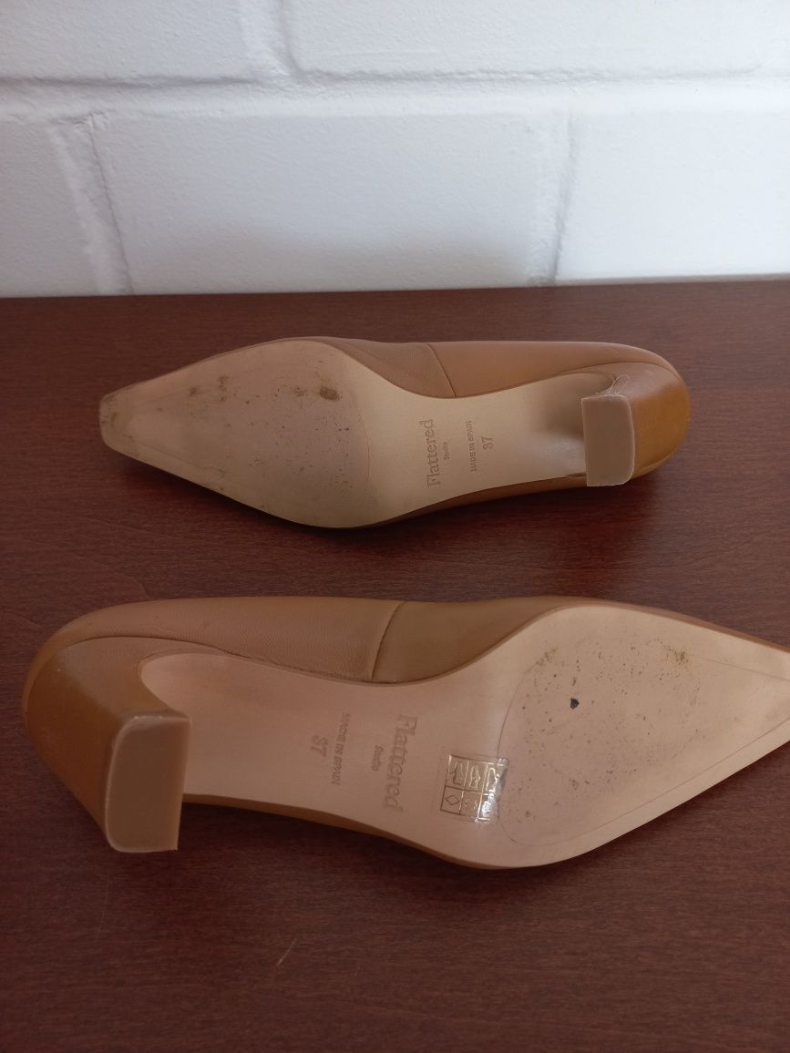 Buty czółenka Flattered 37 skóra naturalna