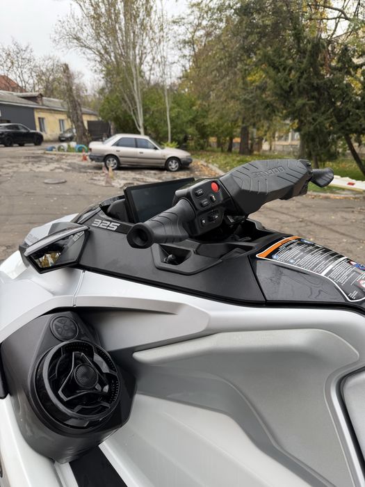 Гидроцикл BRP GTX 325