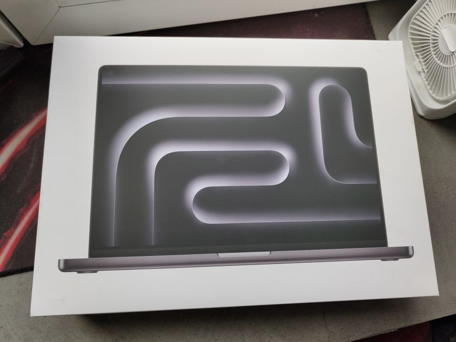 MacBook Pro 16 M4 Pro