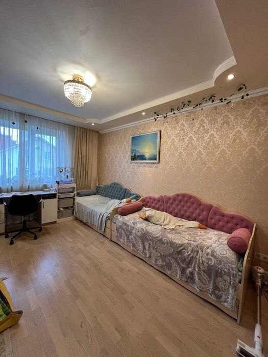 БЕЗ КОМІСІЇ квартира 2к в Петрівському кварталі з ремонтом