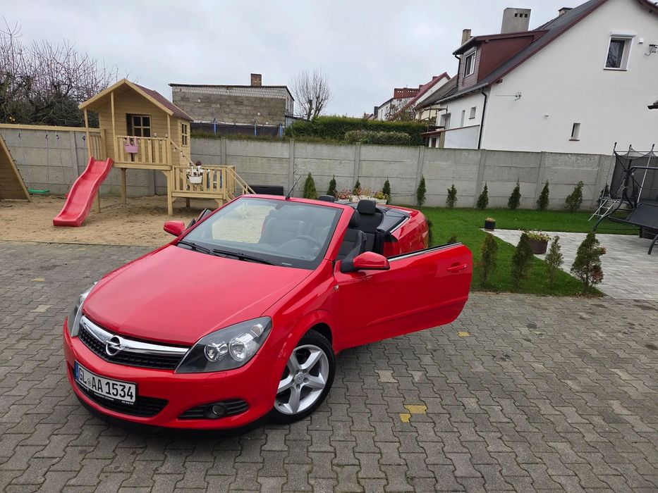Opel Astra Sprzedam Opel Astra Cabrio 1.8 Benzynka Bardzo Ładna ! ! !Windschott !
