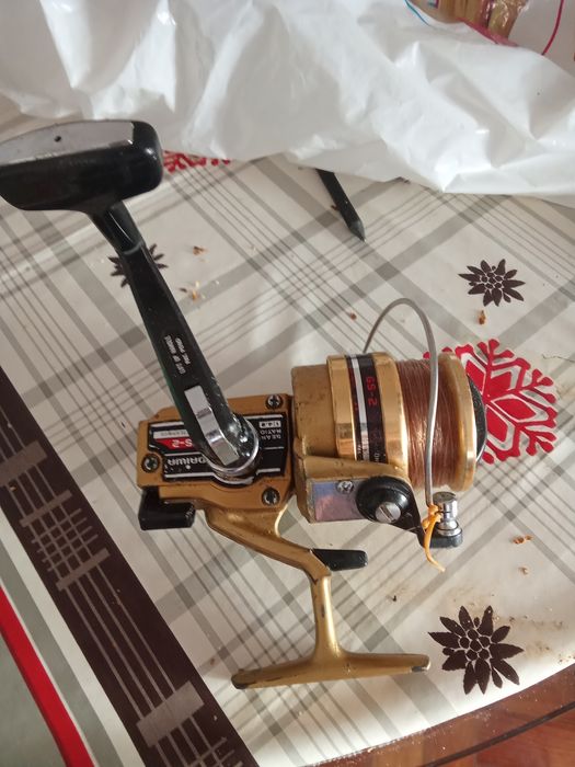 Carretos de pesca usados em bom estado