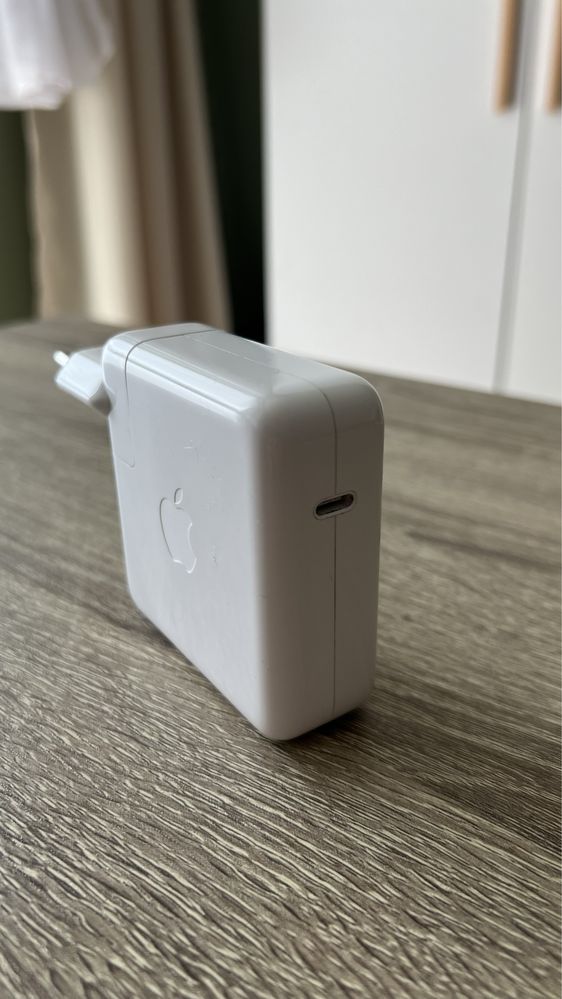 Oryginalny zasilacz Apple 61W (A1947) / USB-C | macbook pro