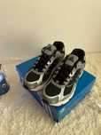ОРИГІНАЛЬНІ Adidas Response CL Schuh